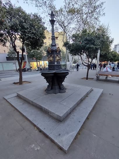 Plaça Madres de la Plaza de Mayo
