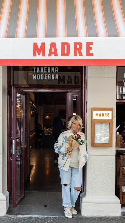 Madre Taberna Moderna - Restaurant Sagrada Família