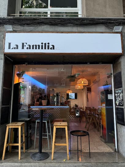 Restaurante La Familia 252