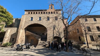 Plaça del Canonge Colom