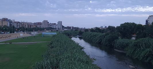 Accés Baró de Viver al Parc Fluvial del Besòs