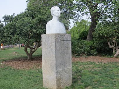 Estatuas y Esculturas