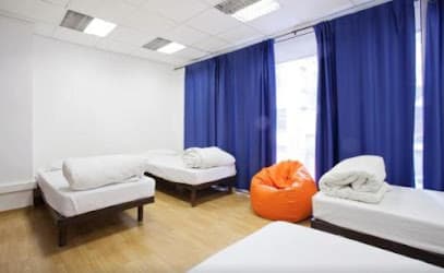 Holiday Bcn hostel