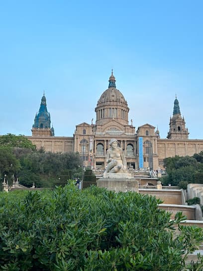 Plaça de Josep Puig i Cadafalch