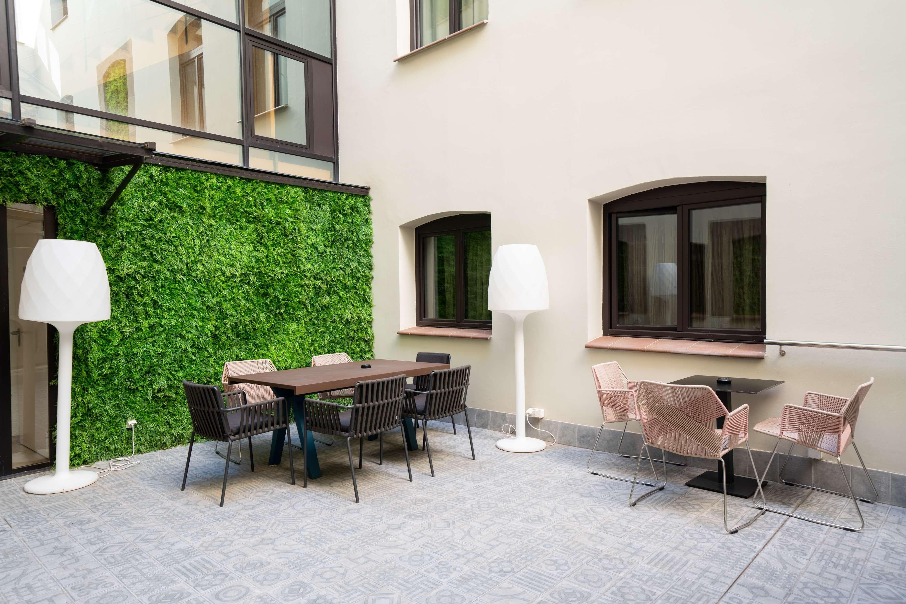 Hotel Catalonia Born